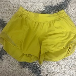lululemon hotty hots tall size 6